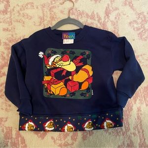 Vintage Pooh Sweatshirt 😍